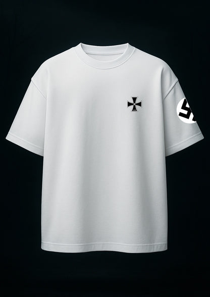 THE LAST SALUTE WHITE OVERSIZED TSHIRT