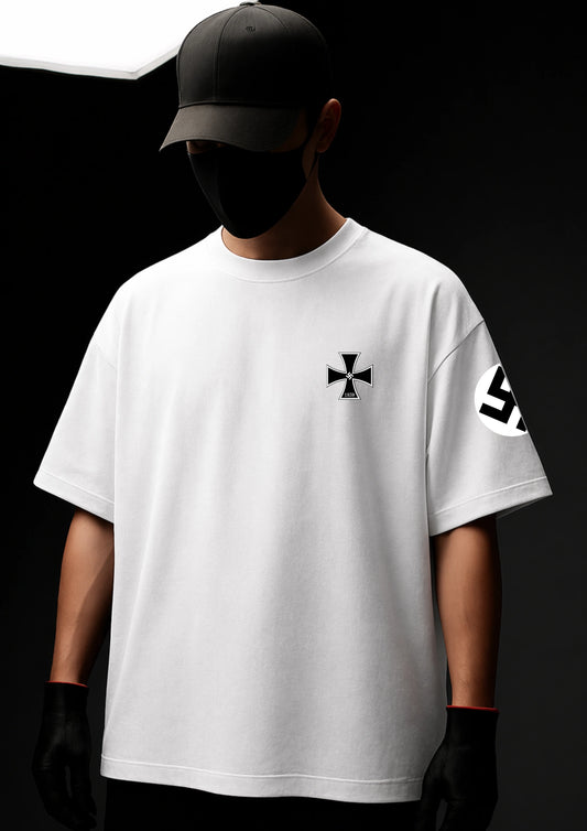THE LAST SALUTE WHITE OVERSIZED TSHIRT