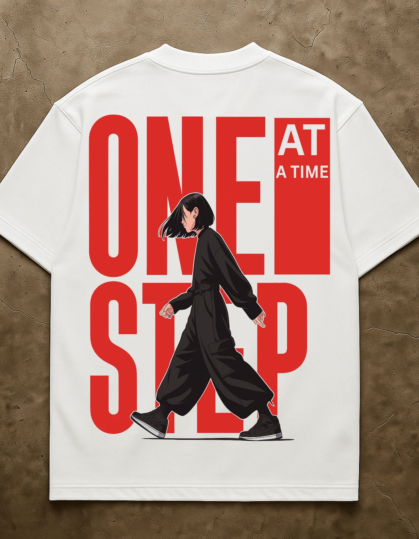 KEEP MOVING OVERSIZED TSHIRT